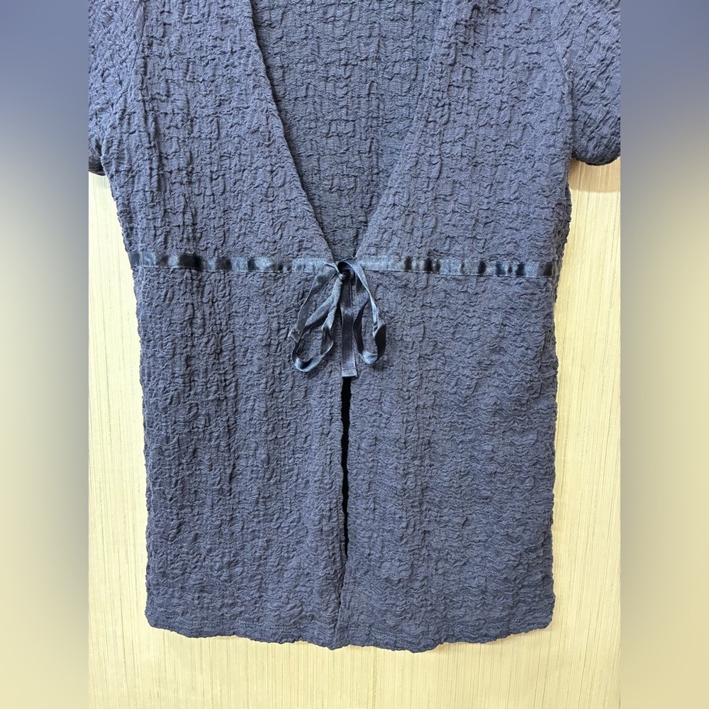 NWT Vintage Swift by Avenue 14/16 Plus Navy Blue Textured Tie Front Cardigan Top - Picture 2 of 5
